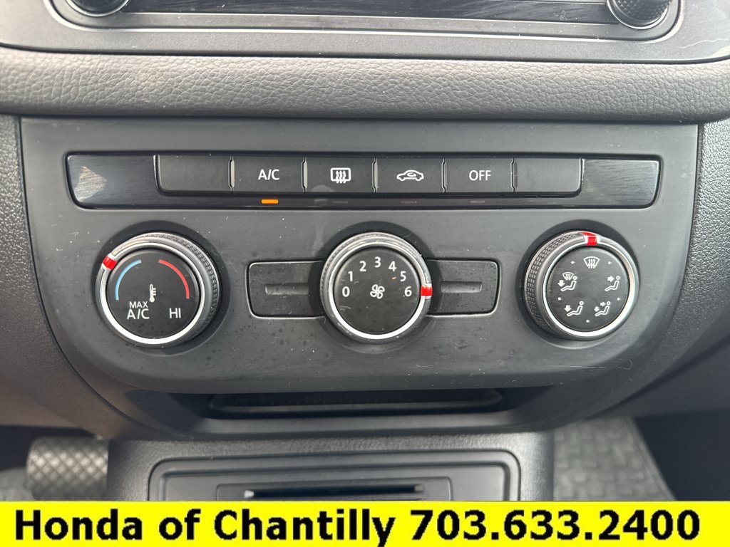 Used 2018 Volkswagen Tiguan Limited AWD/4WD image 16