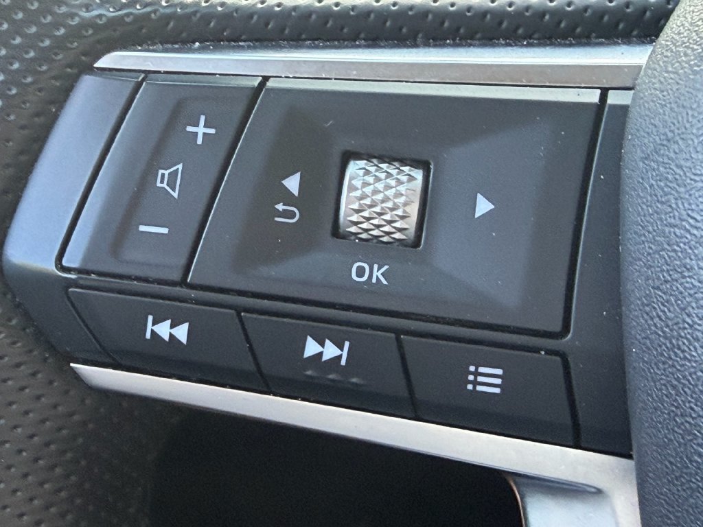 Used 2024 Mitsubishi Outlander SE AWD/4WD image 28