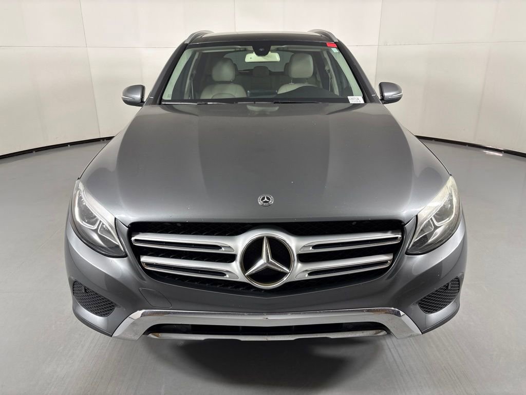 Used 2018 Mercedes-Benz GLC 300 4MATIC image 3