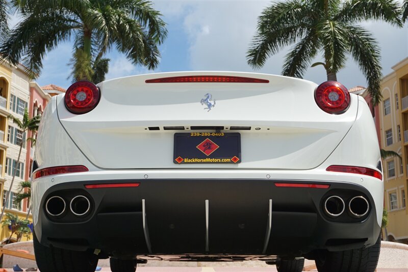 Used 2017 Ferrari California T RWD image 52