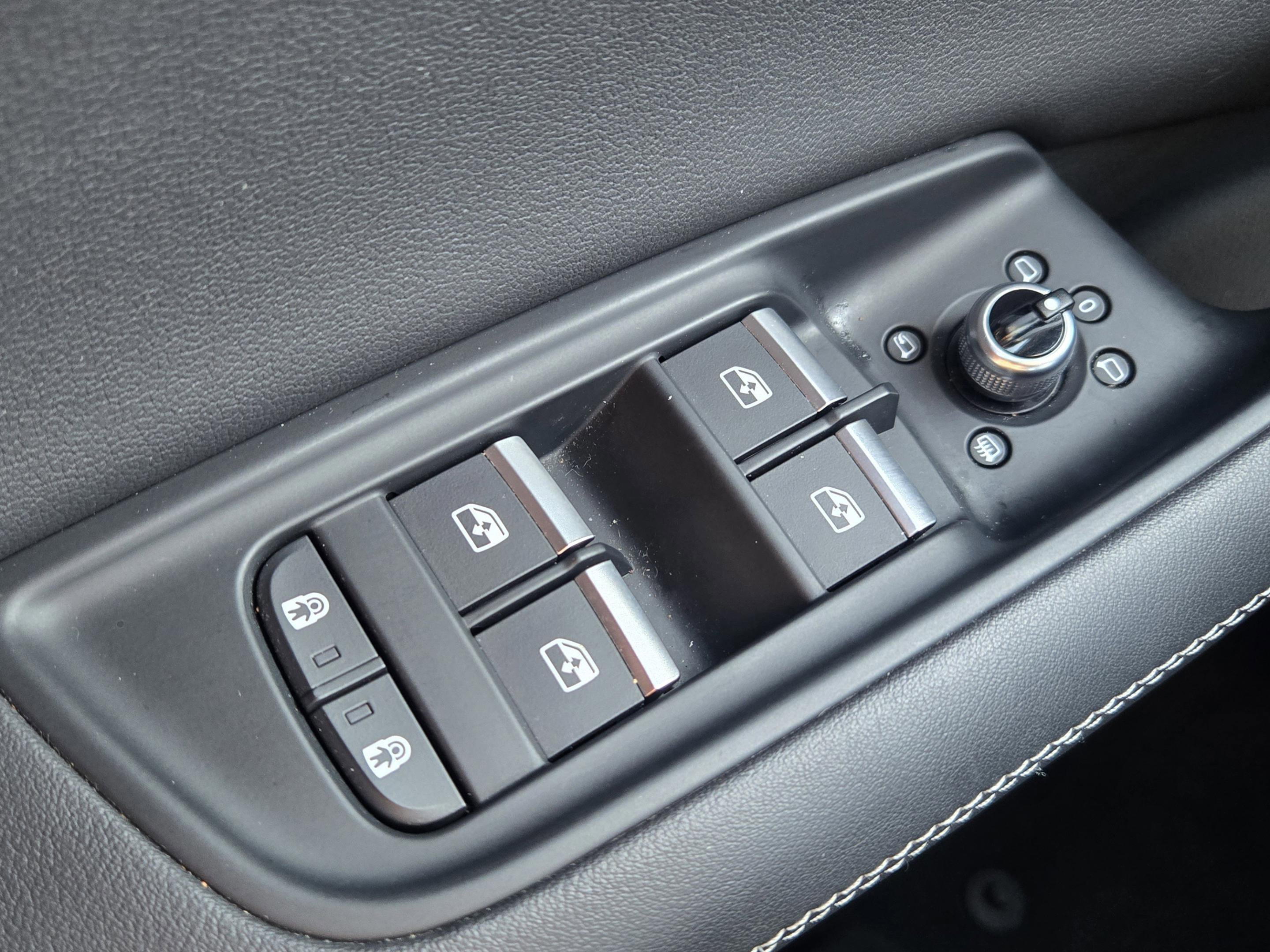 Used 2025 Audi Q7 3.0T Premium Plus image 14