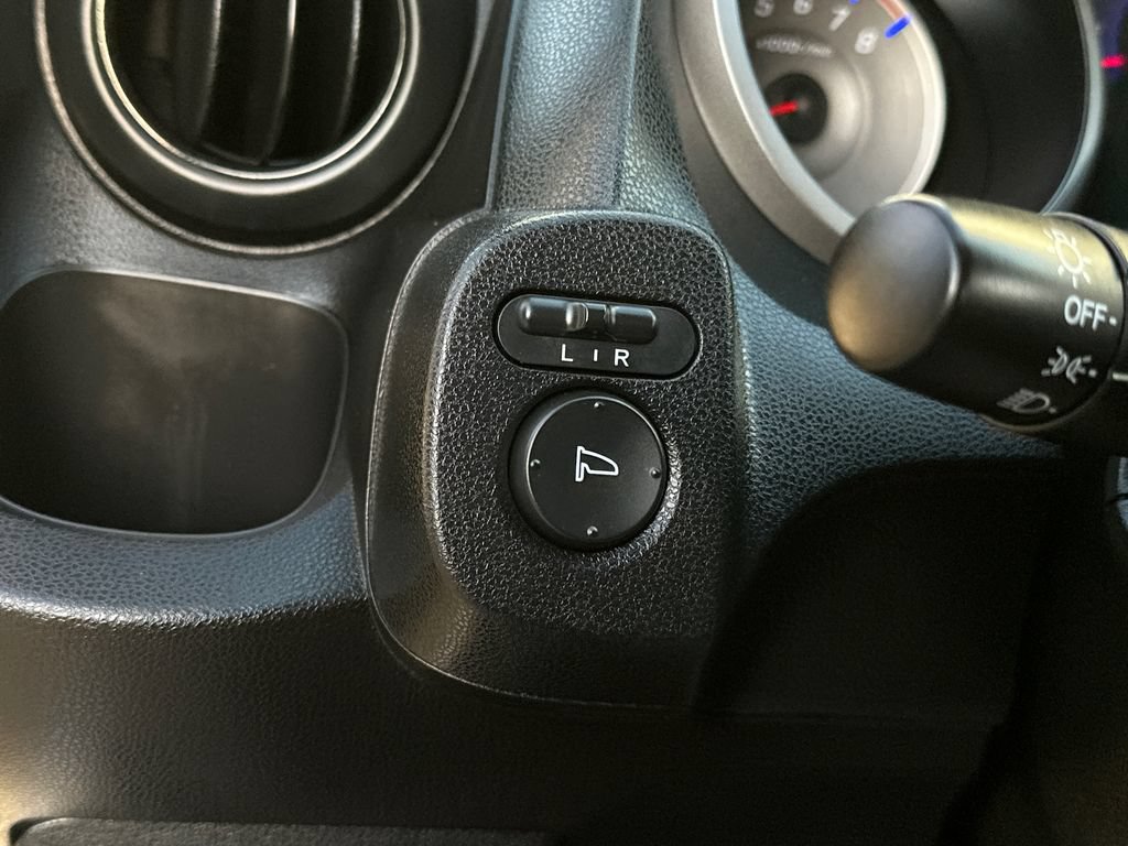Used 2011 Honda Fit image 22