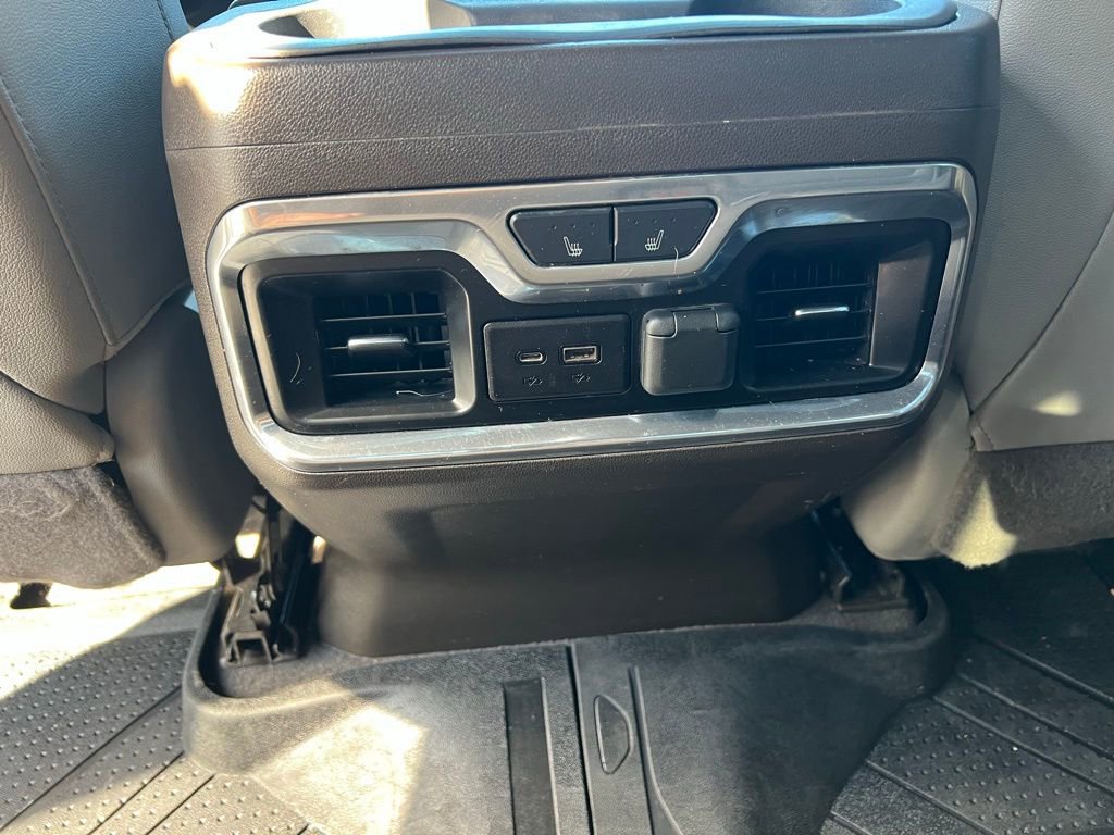 Used 2019 Chevrolet Silverado 1500 LTZ w/ LTZ Premium Package AWD/4WD image 24