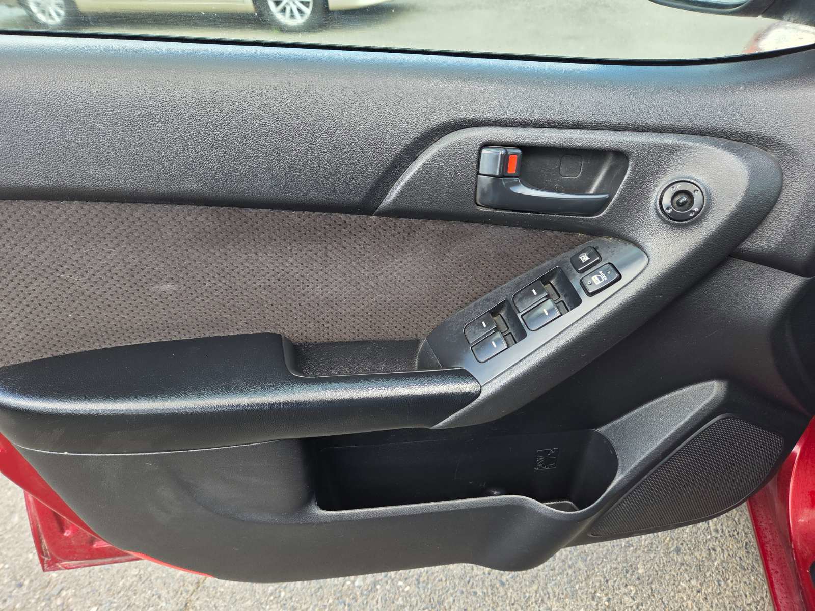 Used 2011 Kia Forte EX image 8