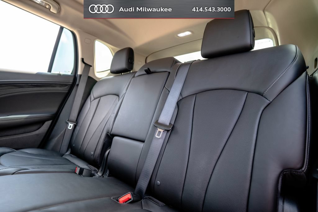 Used 2020 Buick Envision Essence FWD image 37