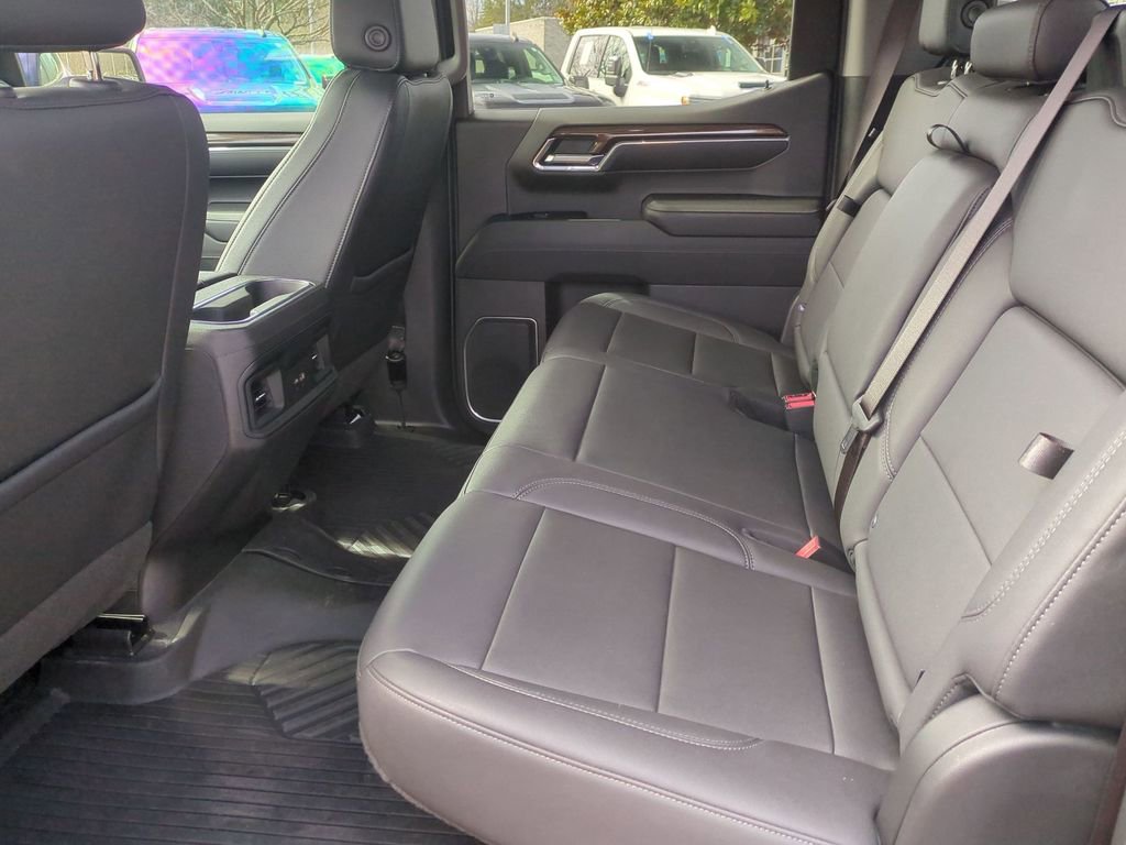 Used 2023 Chevrolet Silverado 1500 LT Trail Boss w/ LT Trail Boss Premium Package image 26