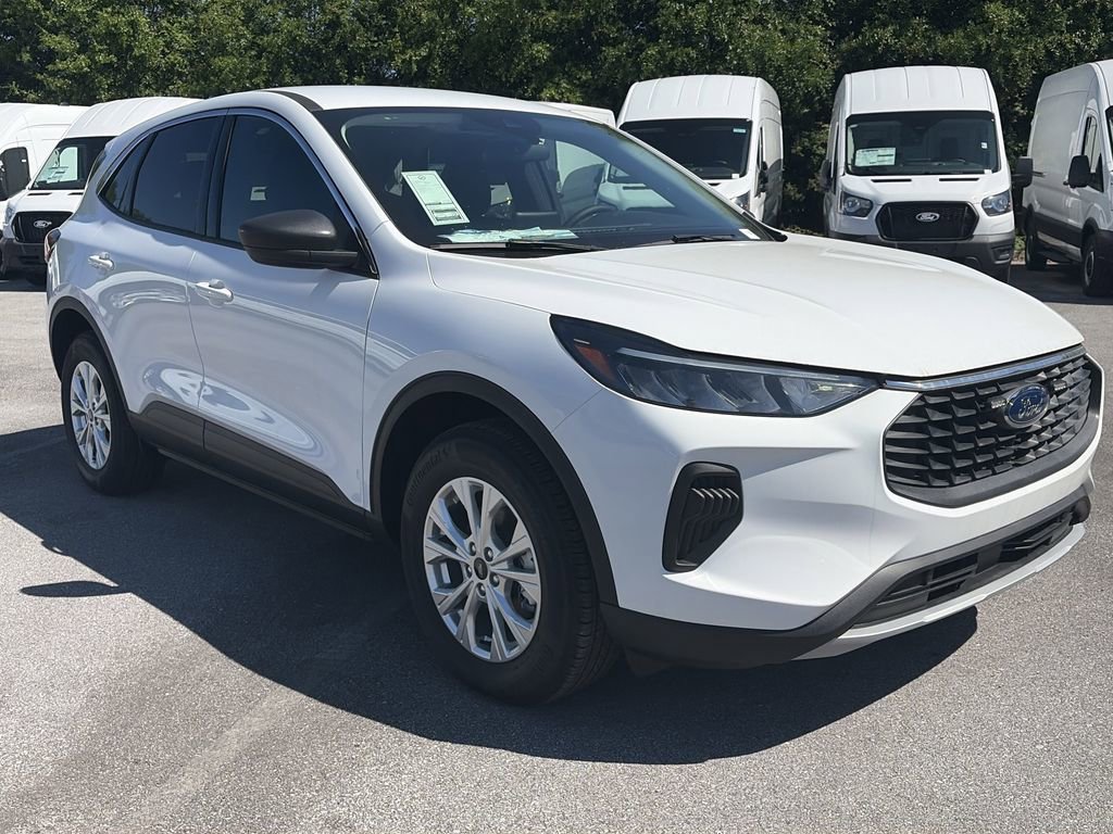 Used 2024 Ford Escape Active AWD/4WD image 9