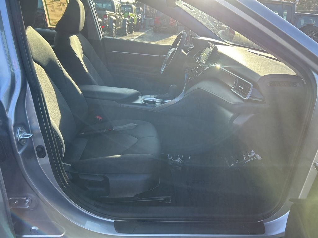 Used 2024 Toyota Camry LE FWD image 22