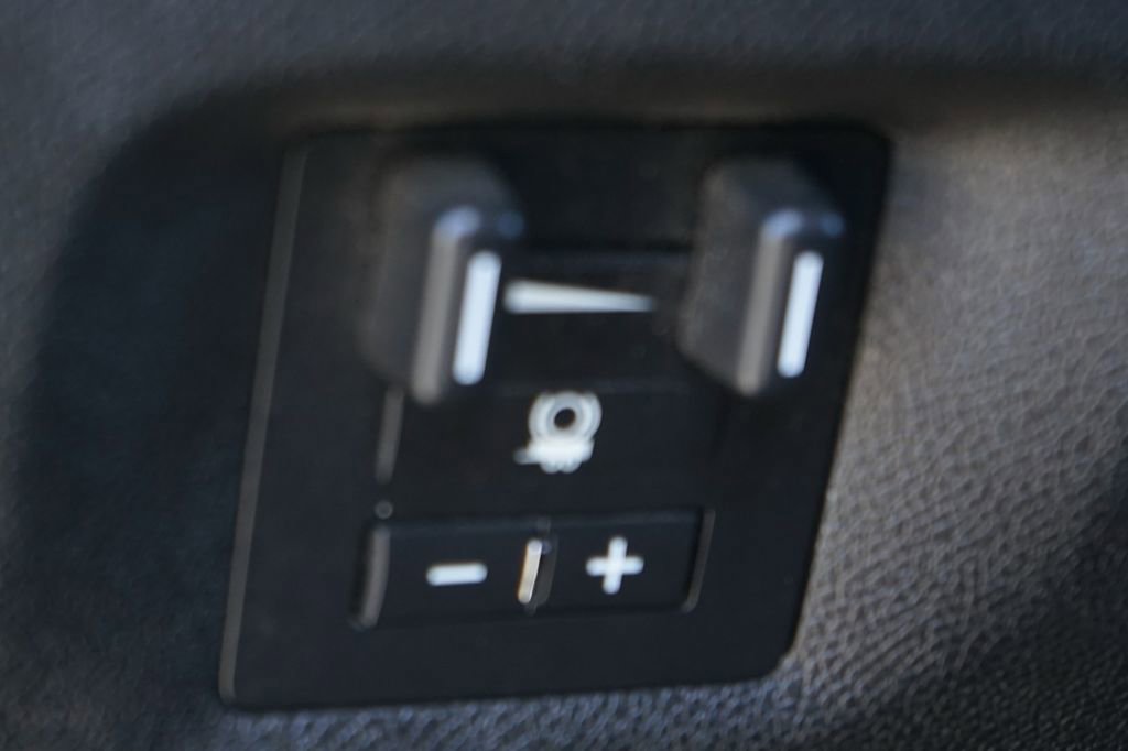 Used 2014 Chevrolet Silverado 2500 LT w/ Custom Sport Truck Package image 18