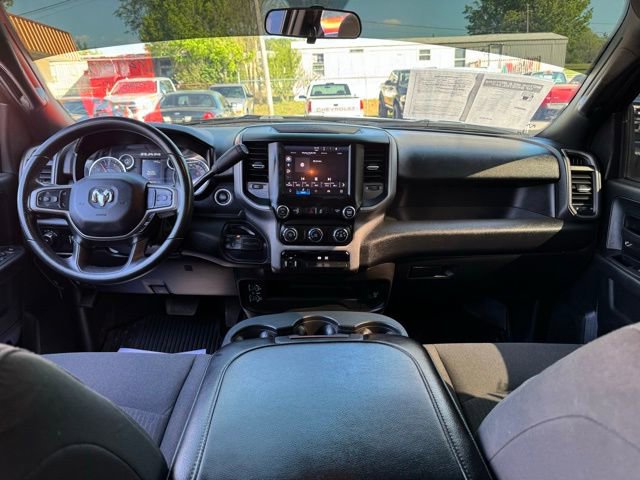 Used 2024 RAM 2500 Tradesman w/ Chrome Appearance Group AWD/4WD image 8