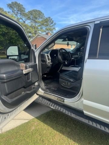 Used 2019 Ford F250 Lariat w/ Lariat Ultimate Package image 10