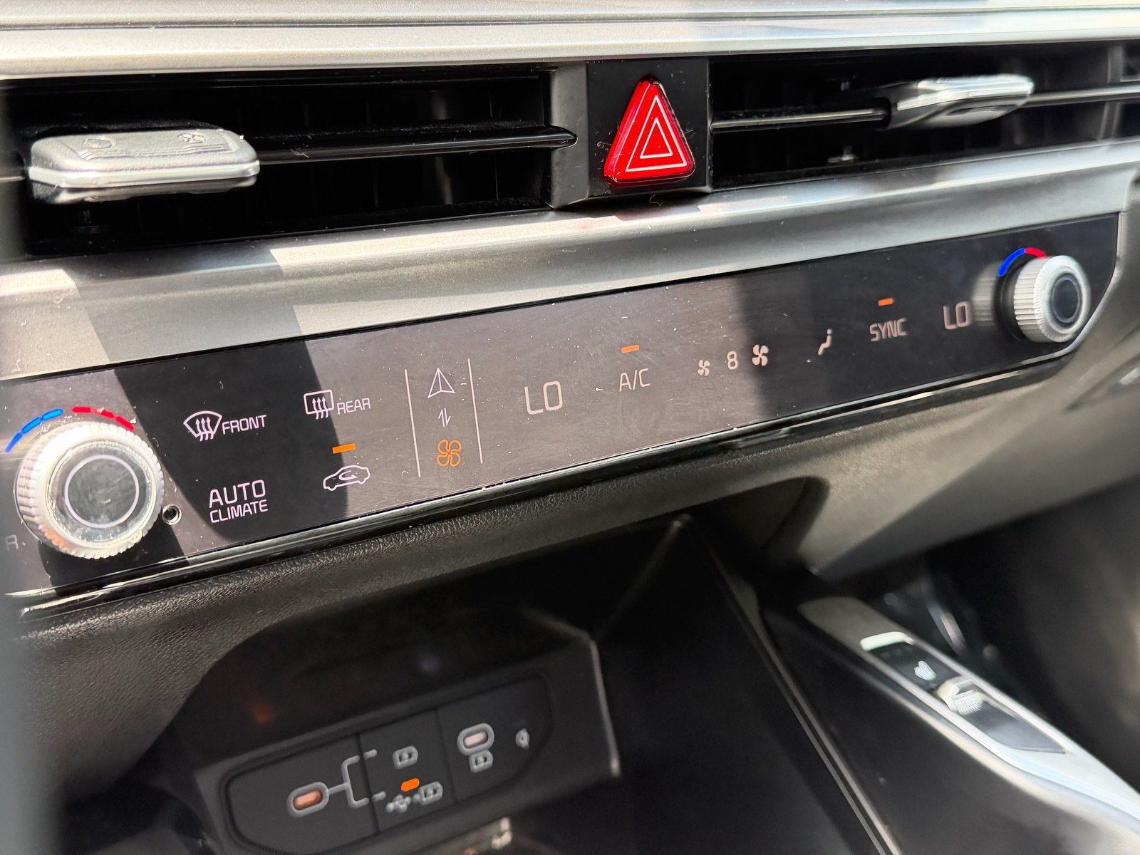 Used 2025 Kia Sorento EX FWD image 26