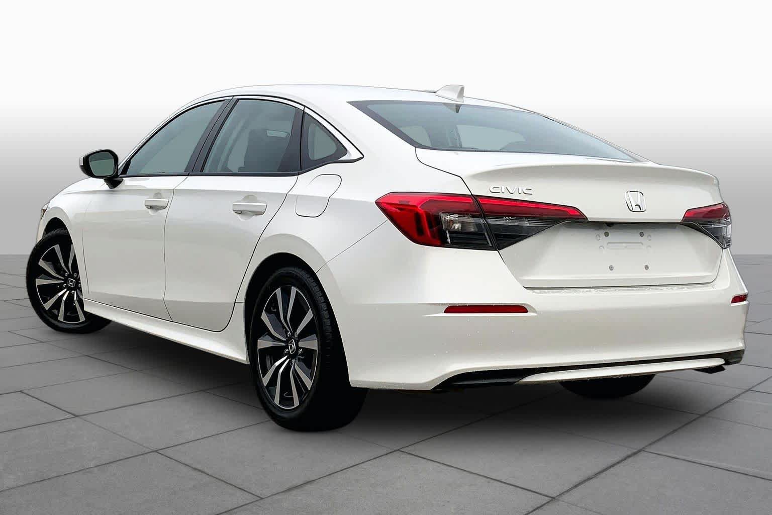 Used 2024 Honda Civic EX image 12