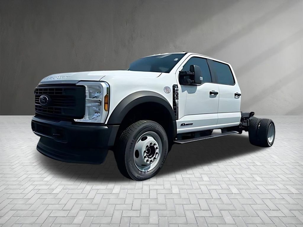 New 2025 Ford F550 XL image 3