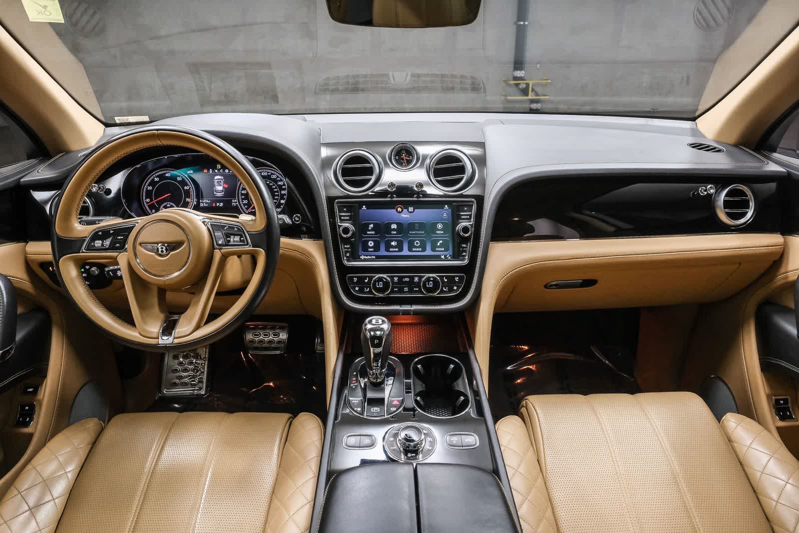 Used 2018 Bentley Bentayga AWD/4WD image 15