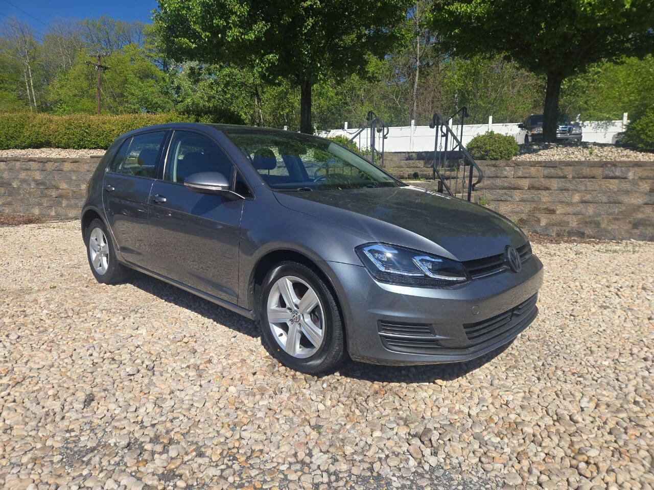 Used 2017 Volkswagen Golf S