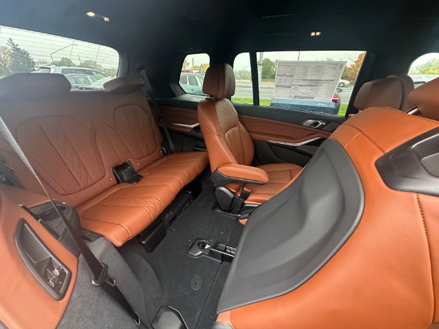 New 2027 BMW X7 xDrive40i w/ M Sport Package AWD/4WD image 22