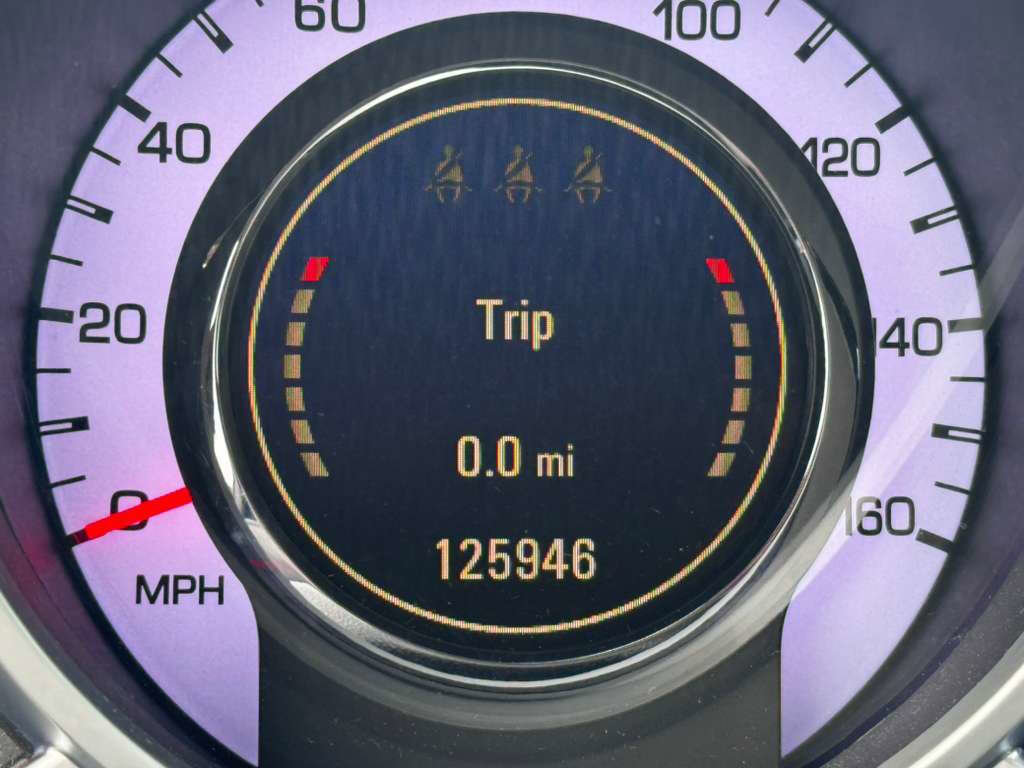Used 2010 Cadillac SRX Luxury FWD image 15