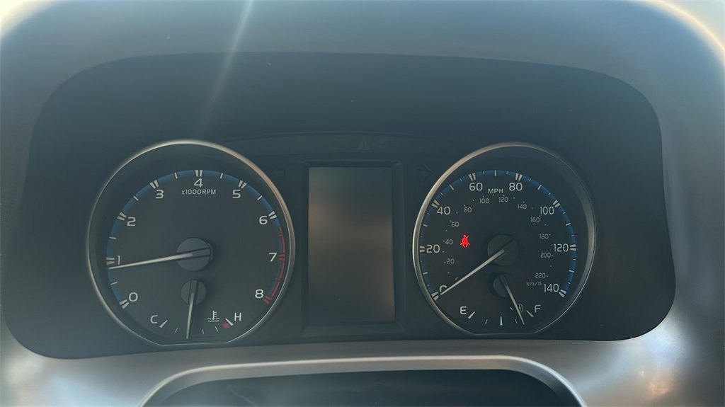 Used 2017 Toyota RAV4 XLE w/ Cargo Management Package image 19