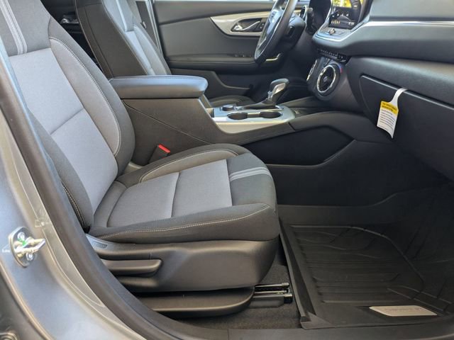 New 2025 Chevrolet Blazer LT w/ Convenience Package image 35