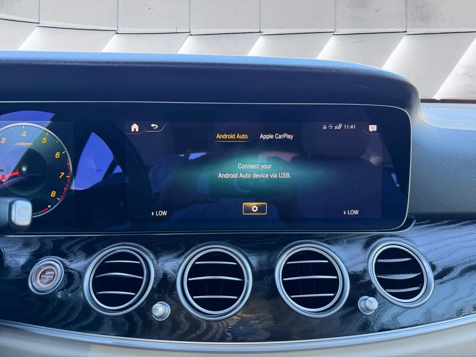 Used 2022 Mercedes-Benz E 350 Sedan w/ Driver Assistance Package image 13