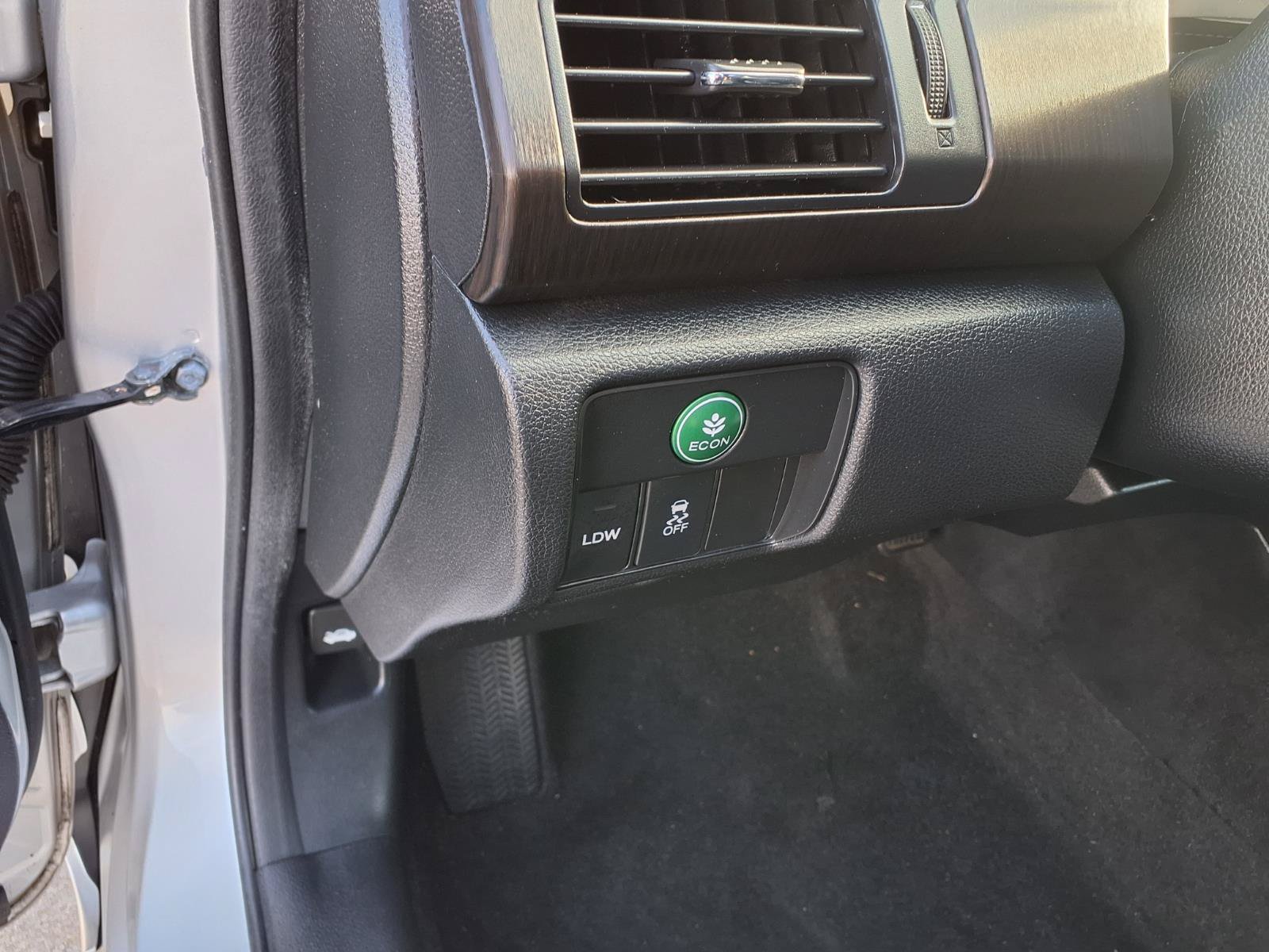 Used 2014 Honda Accord EX-L image 19