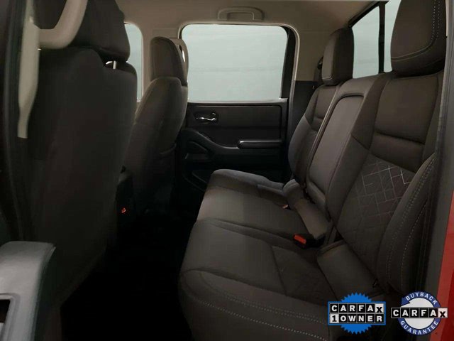 Used 2025 Nissan Frontier SV image 17
