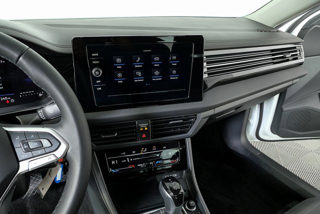 Used 2025 Volkswagen Jetta S image 13