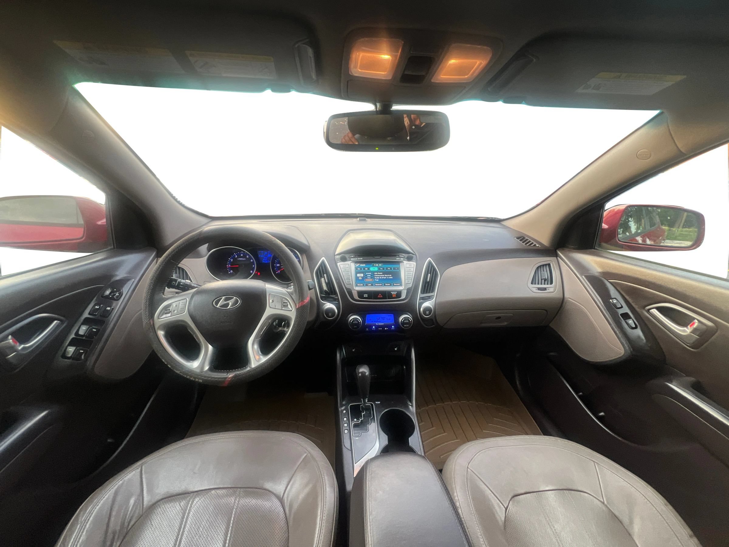 Used 2012 Hyundai Tucson Limited w/ Premium Pkg FWD image 23