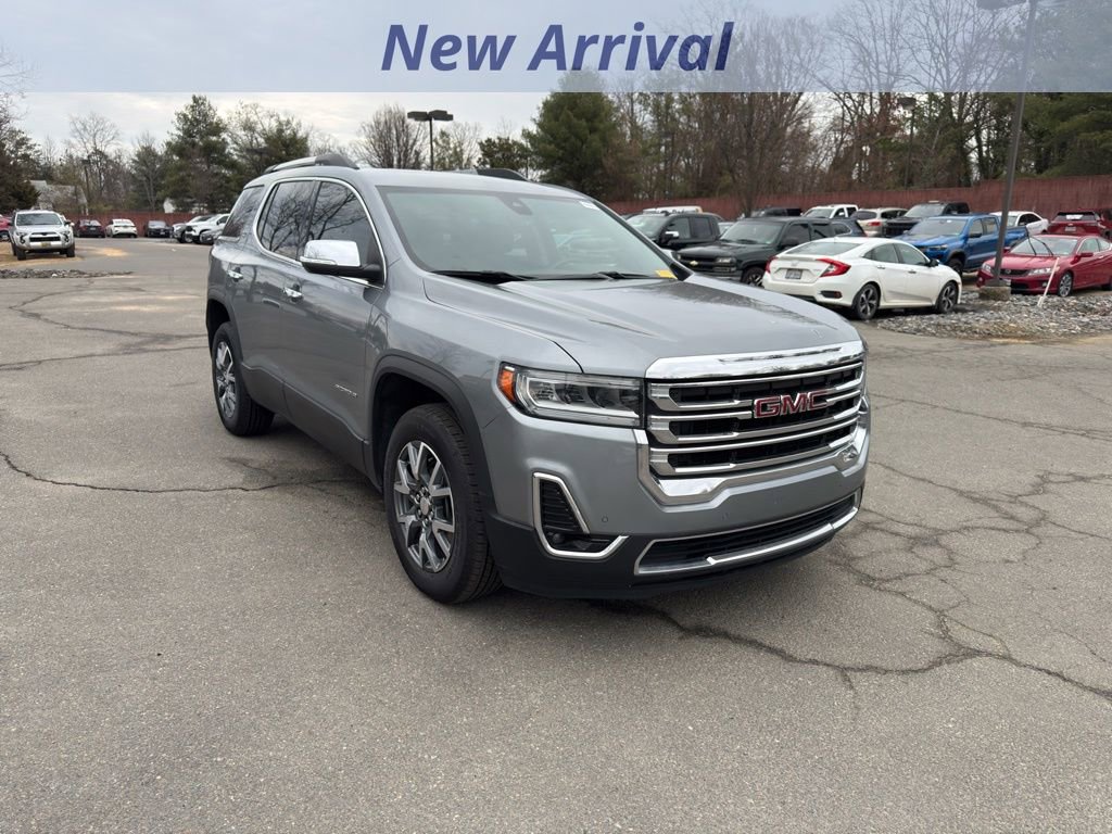 Certified 2023 GMC Acadia SLT image 2