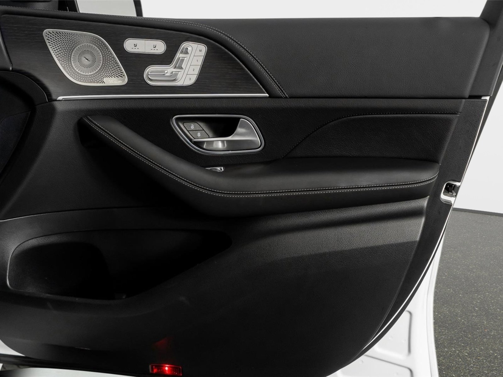 Used 2025 Mercedes-Benz GLE 53 AMG 4MATIC Coupe image 50