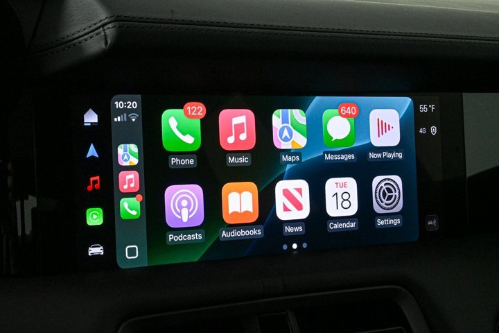 New 2025 Porsche Taycan image 15