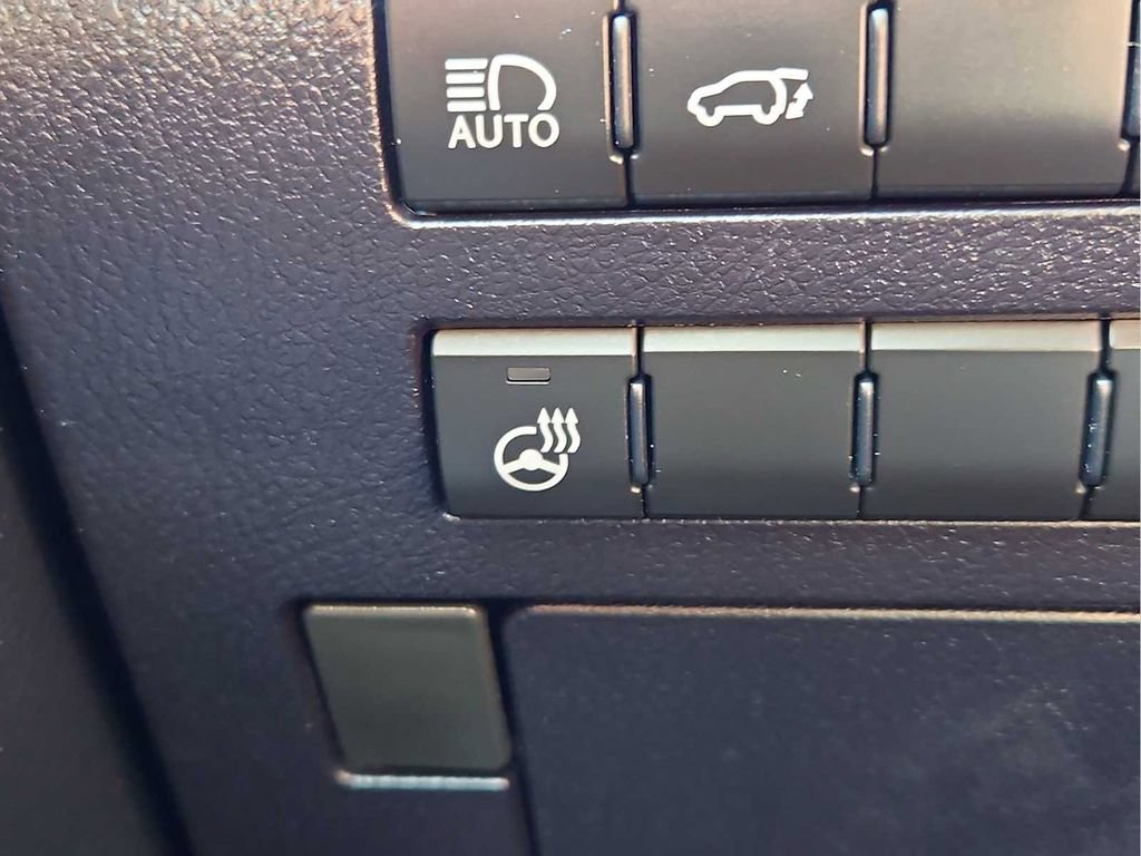 Used 2022 Lexus RX 450h AWD w/ Premium Package image 28