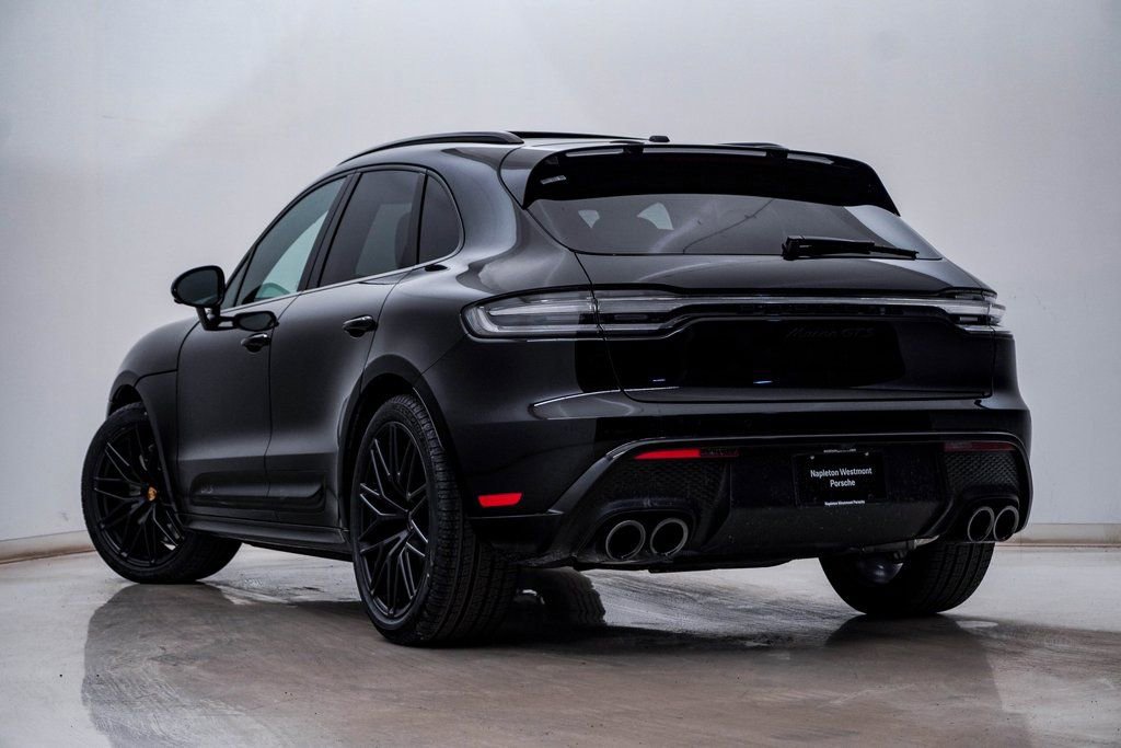 New 2026 Porsche Macan GTS image 3
