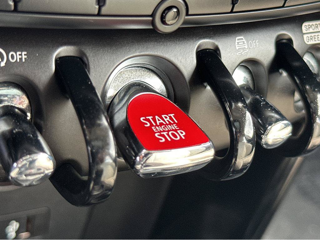 Used 2020 MINI Cooper S w/ Signature Upholstery Package FWD image 24