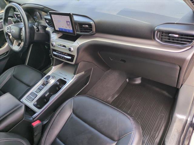 Used 2023 Ford Explorer XLT w/ Equipment Group 202A image 23