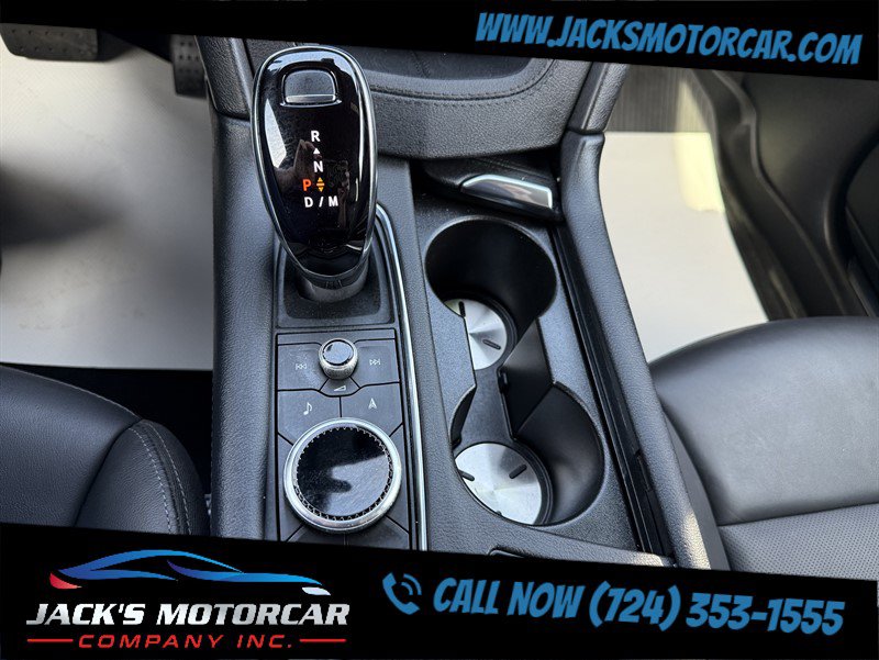 Used 2025 Cadillac XT5 Premium Luxury w/ LPO, Floor Liner Package AWD/4WD image 33