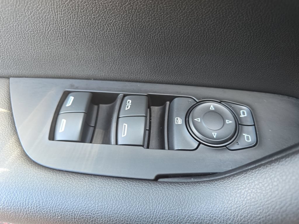 Used 2021 Chevrolet Blazer RS w/ Enhanced Convenience Package AWD/4WD image 31