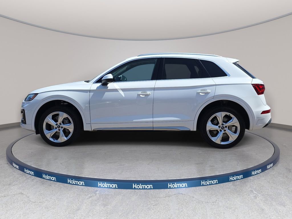 Used 2021 Audi Q5 2.0T Premium Plus w/ Premium Plus Package AWD/4WD image 9