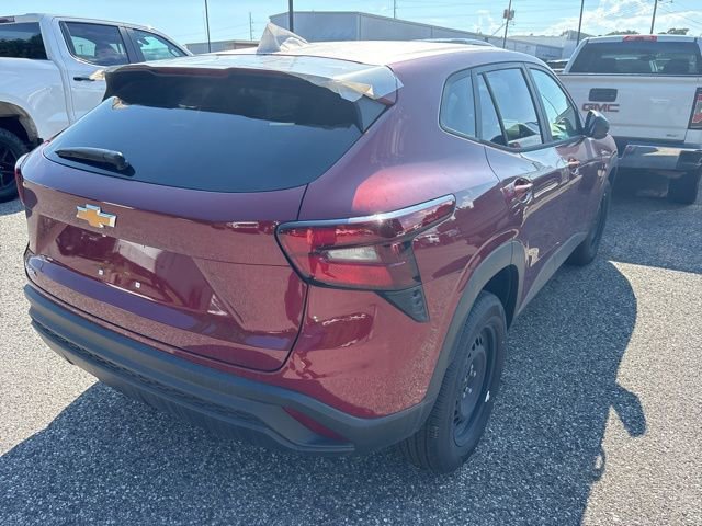 New 2024 Chevrolet Trax LS image 4