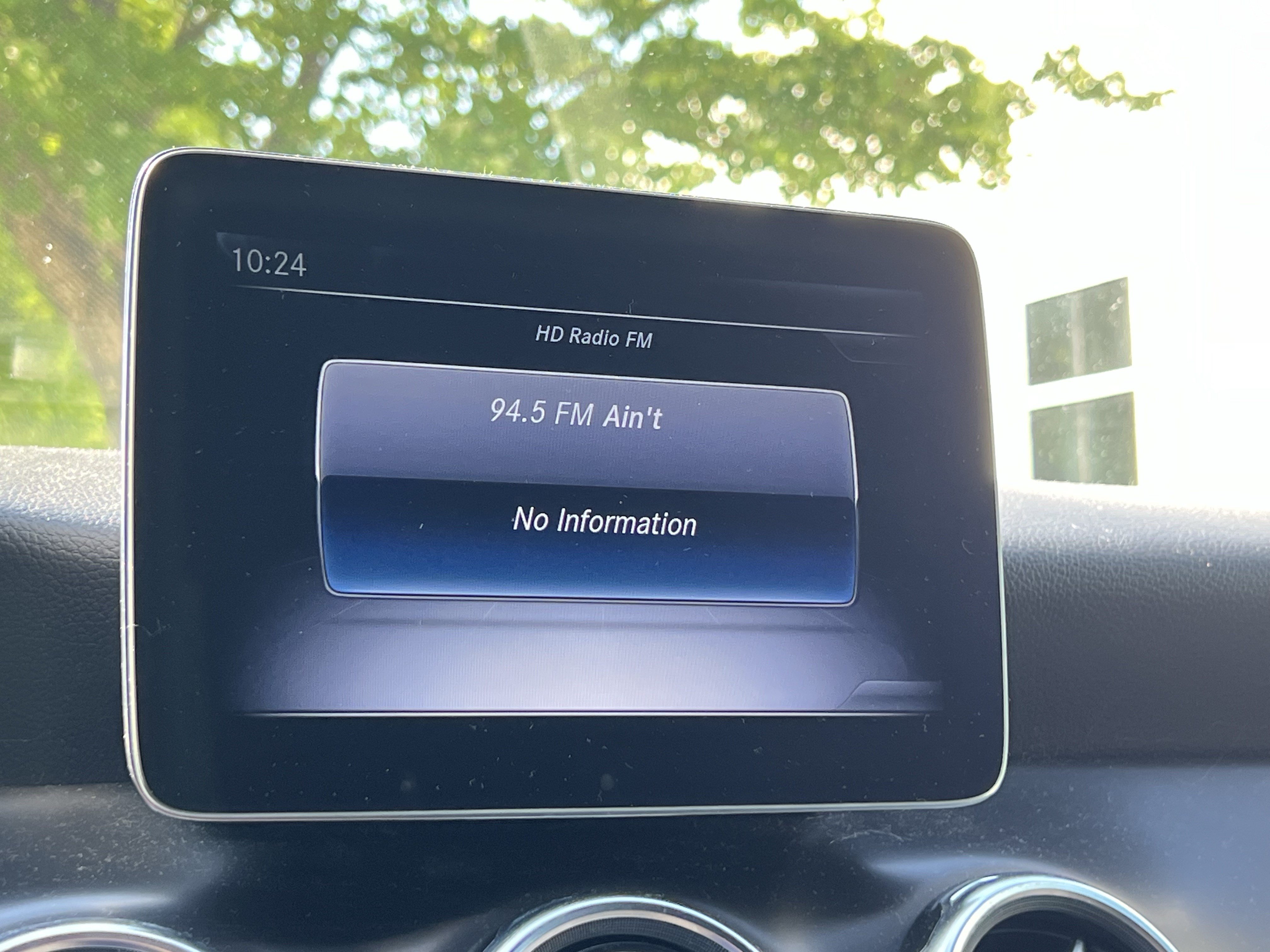 Used 2019 Mercedes-Benz GLA 250 4MATIC image 24