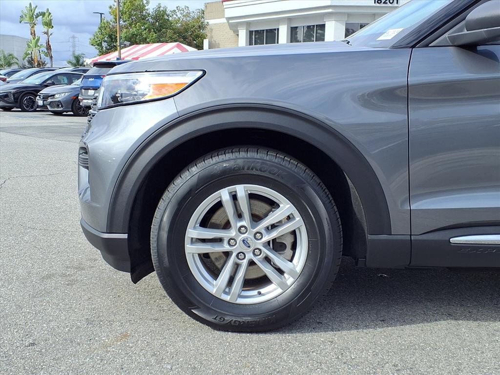Used 2023 Ford Explorer XLT image 16