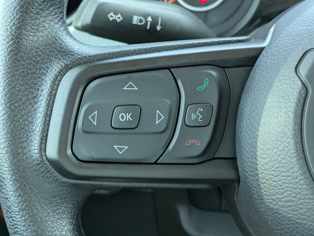 Certified 2026 Jeep Gladiator Sport AWD/4WD image 17