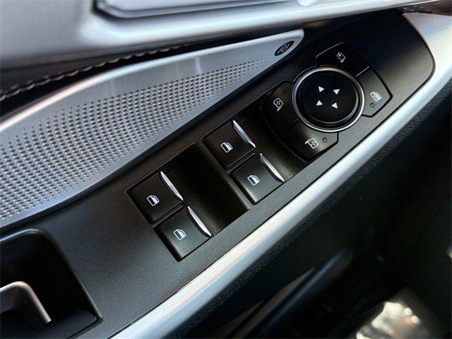 Certified 2023 Ford Explorer Limited w/ Limited Technology Package image 25