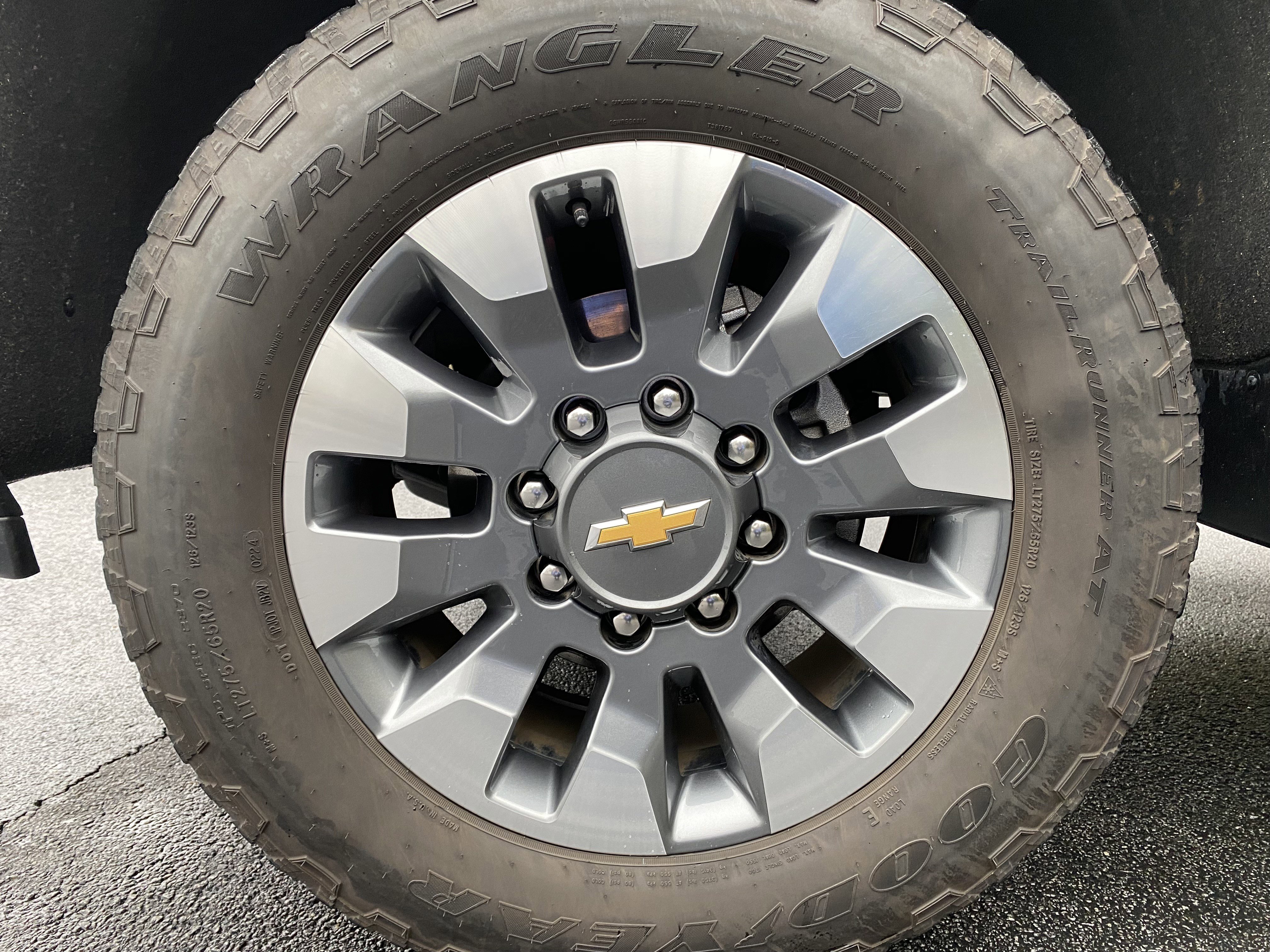 Used 2024 Chevrolet Silverado 2500 Custom w/ Custom Convenience Package image 39