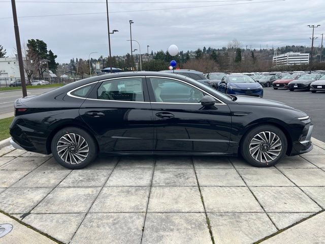 New 2026 Hyundai Sonata SEL FWD image 9