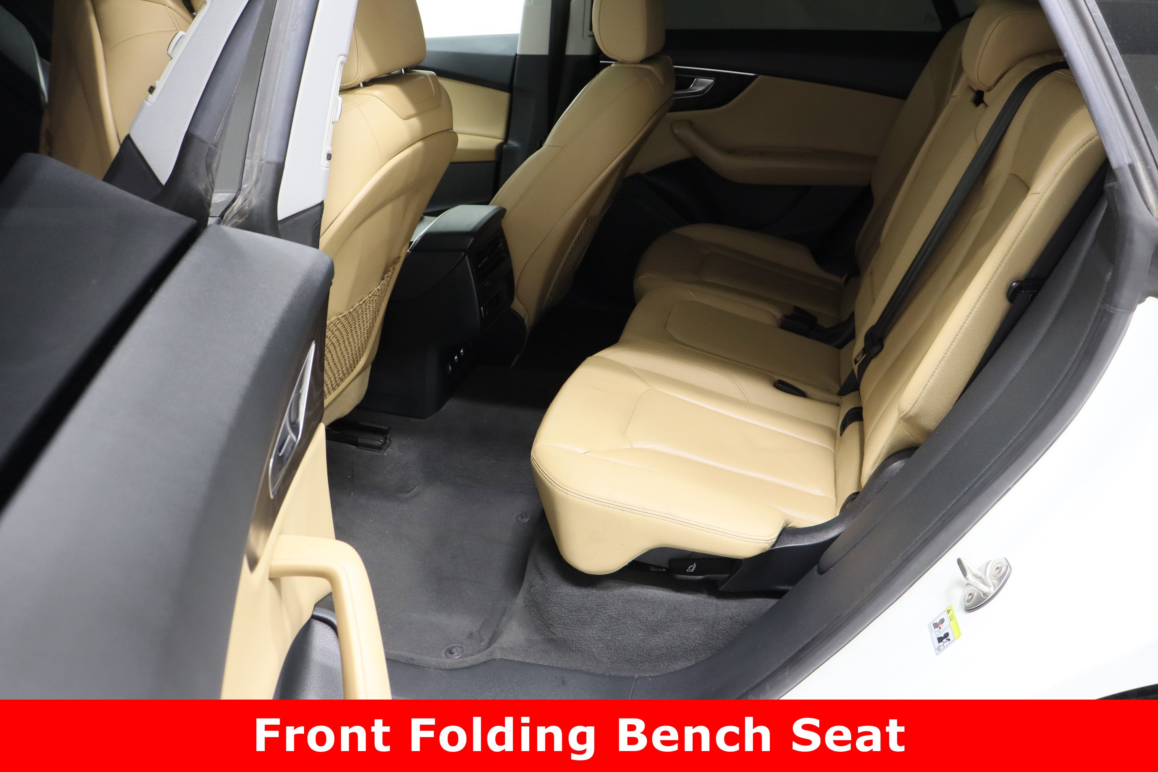 Used 2019 Audi Q8 Premium w/ Convenience Package image 30