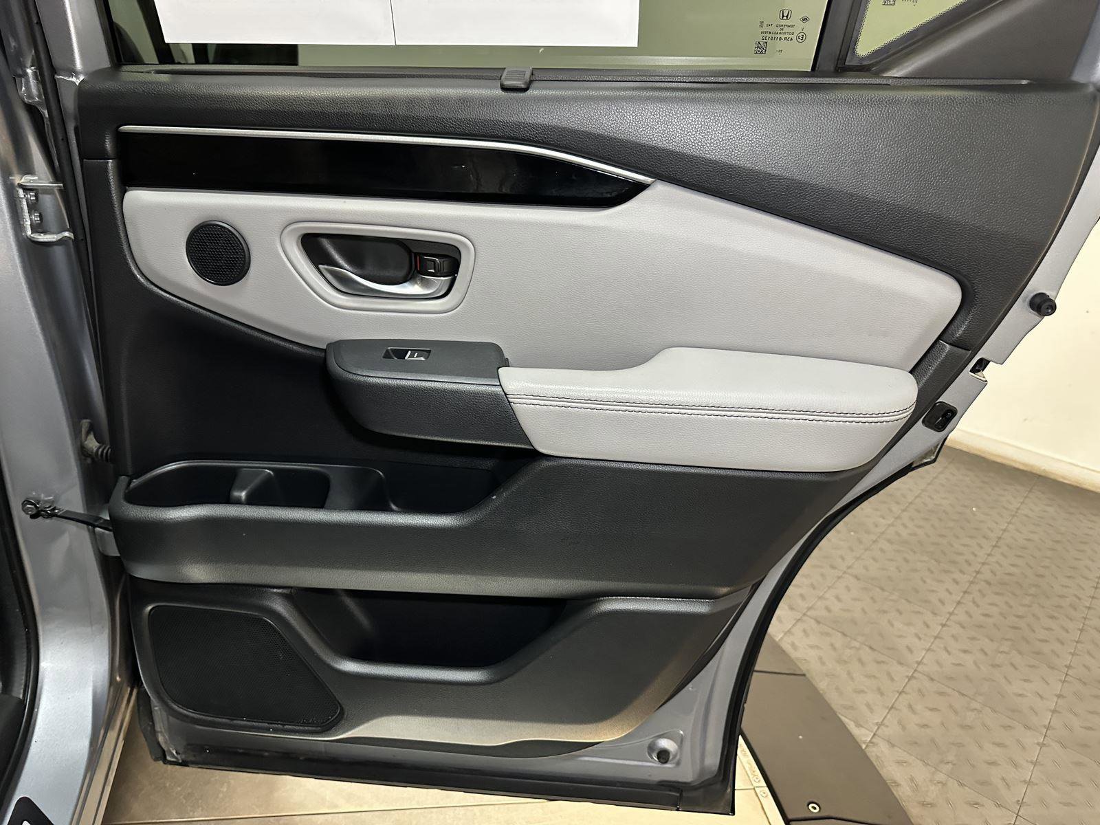 Certified 2024 Honda Pilot Touring image 34