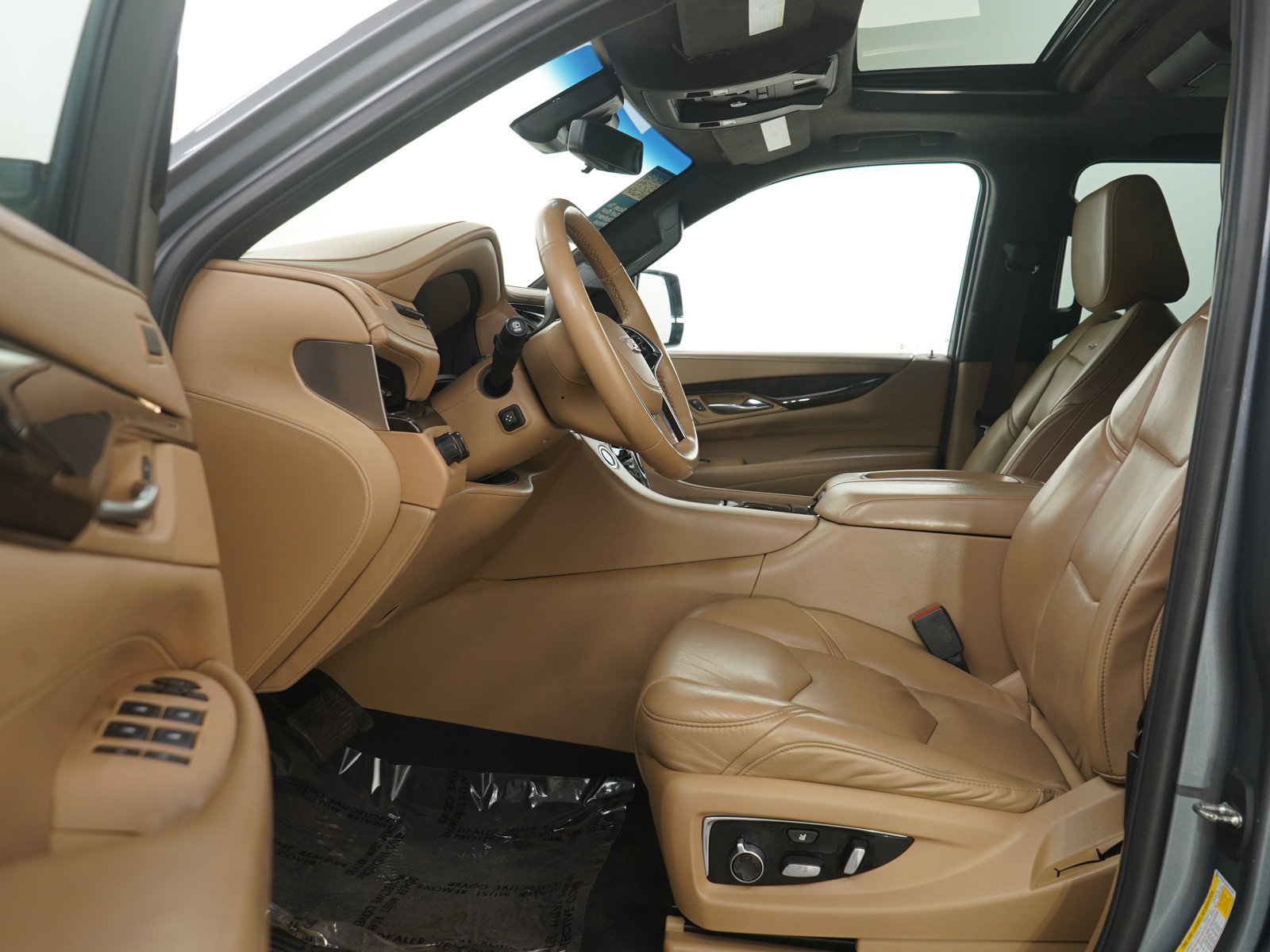 Used 2019 Cadillac Escalade Platinum AWD/4WD image 23