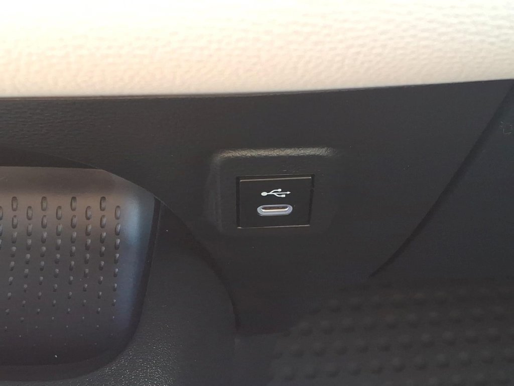 Used 2026 Toyota Corolla SE FWD image 22